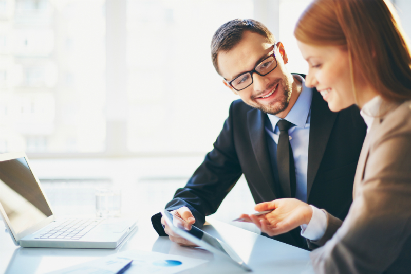 Three Services a Financial Consultant Offers to Maximize Your Money